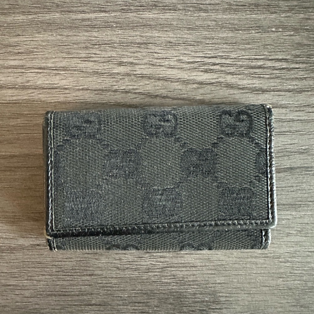 Gucci GG Key Holder – Black -Canvas-  Authentic